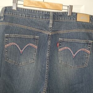 Levi's Women's Capri Jeans